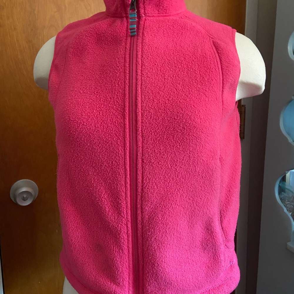 NWOT L.L. Bean fleece vest.